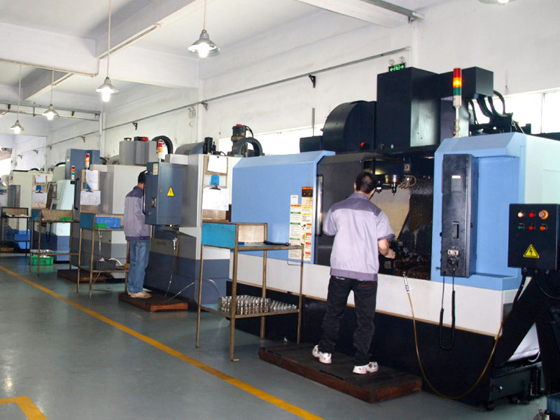 cnc能鉆深孔嗎？機床應用！