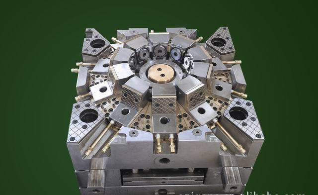 今天我們來(lái)說(shuō)說(shuō)臺(tái)翰模具深孔鉆加工怎么樣？